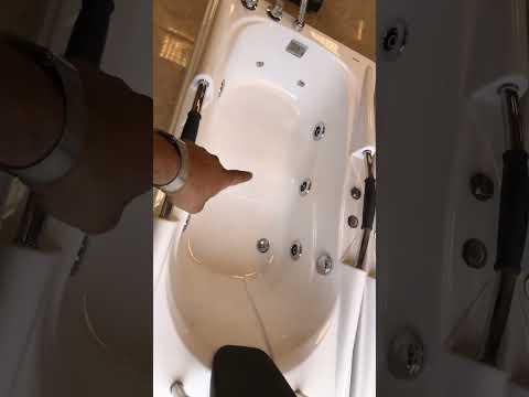 بانيو جاكوزي حمام داخلي