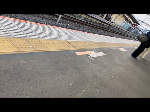【速報】JR大宮駅にて、緊急停車を知らせる無線を受信した為大宮付近の電車が全て止まっているとのアナウンスが入っております。（2023.3.29.17:28）