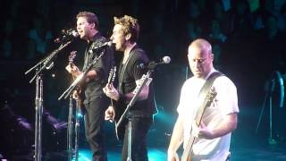 Nickelback - Trying not to love you ( 27/11/2012 HD )