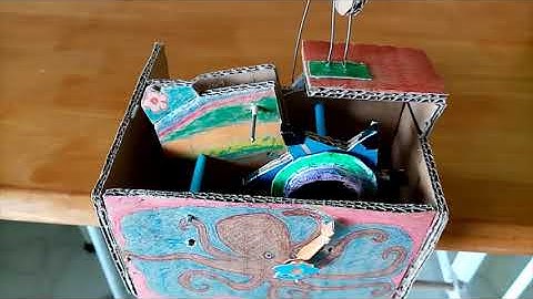 DIY Cardboard Bird Automata Graffiti powered by Escapement