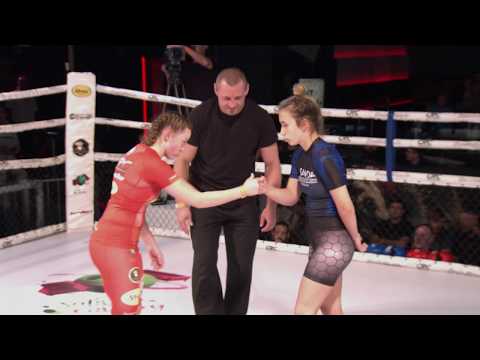 CRC 9 Submission grappling fight Sarah Carney (SBG 24) Vs ''Super'' Lola Safronova (Sanda MMA)