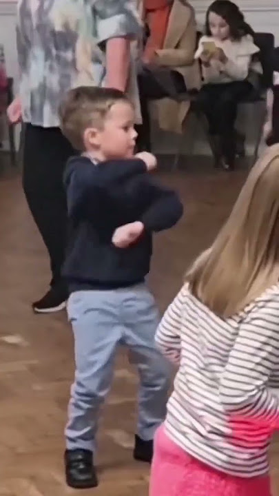 Aaron Smith - Dancin Krono Remix (slowed)