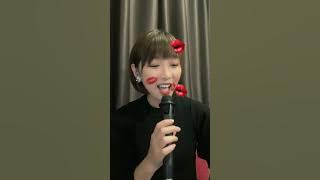 Liang Hong 梁红 爱随浪花飘去远方