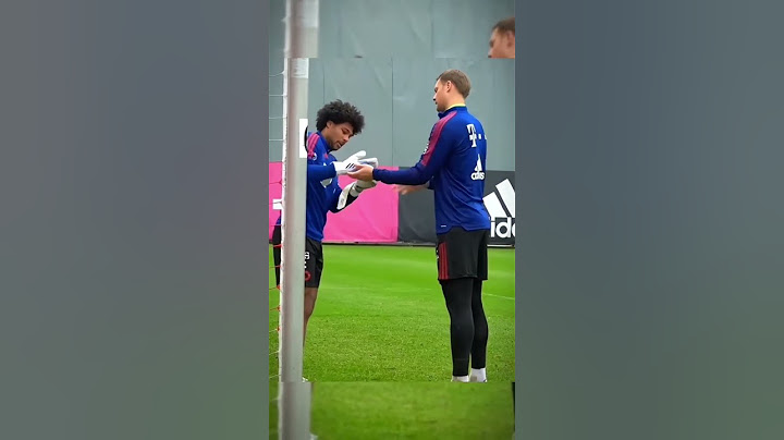 Gnabry becoming a goalkeeper 😬🧤🥅 #gnabry #bayernmunich #germany #shorts