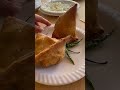 Изучаем индийскую кухню. Самоса — известный индийский деликатес,  треугольный пирог с   картофелем