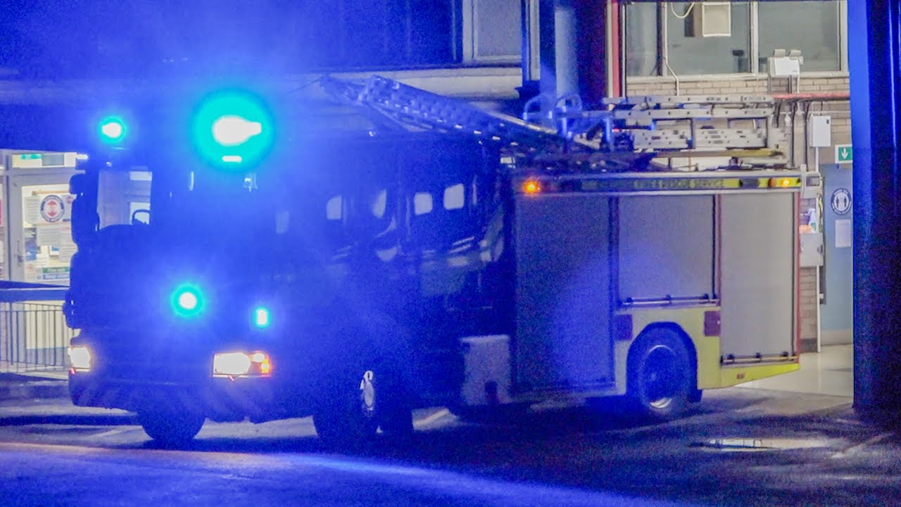 Alsager Retained Pump Turnout From Macclesfield Fire Station - Cheshire Fire And Rescue Service