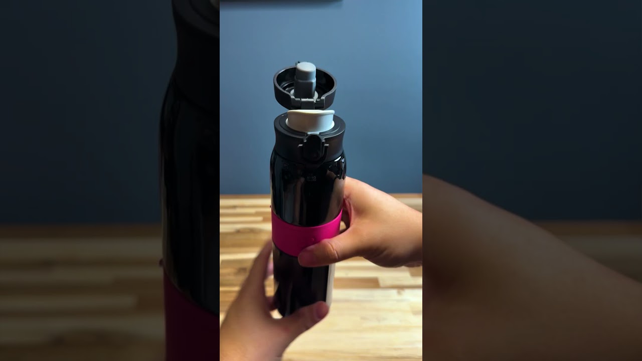 The Perfect No Chug Water Bottle for Bariatric and Gastric Sleeve Patients #bariatricsurgeryjourney
