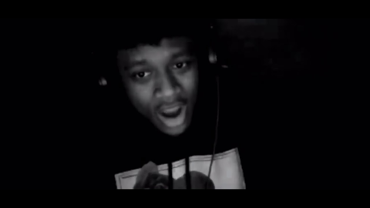 Reacting to funny clawzy video(must watch🤣)