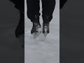 ⛸️+ extreme jump roping = 😮 📹: therealkatyjo (IG)