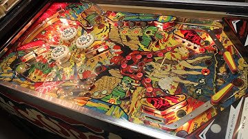 1979 Williams GORGAR pinball machine