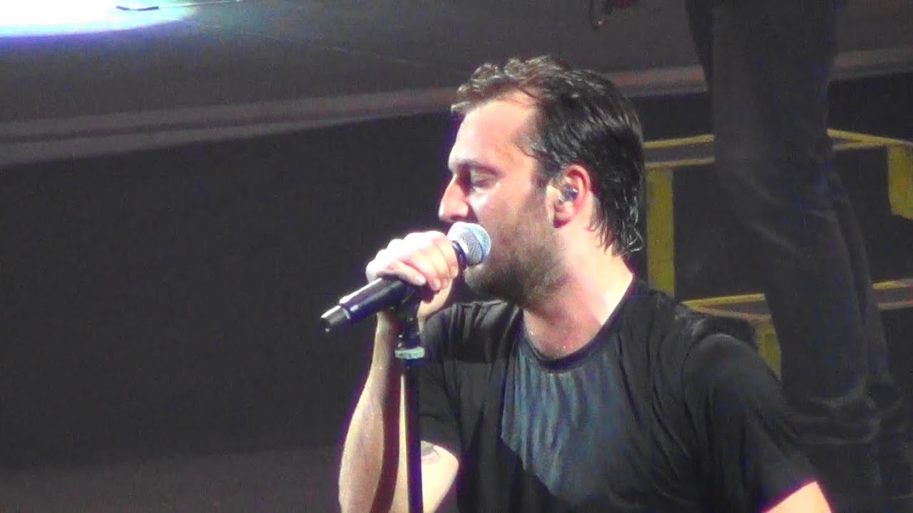 CESARE CREMONINI - LE TUE PAROLE FANNO MALE - BOLOGNA 31.10.2015