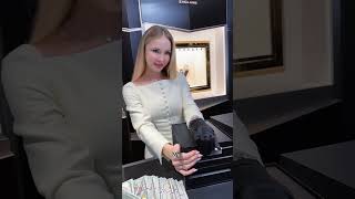 Sleek. Smooth. Sophisticated. Unbox the VERTU AGENTQ in black calf leather.