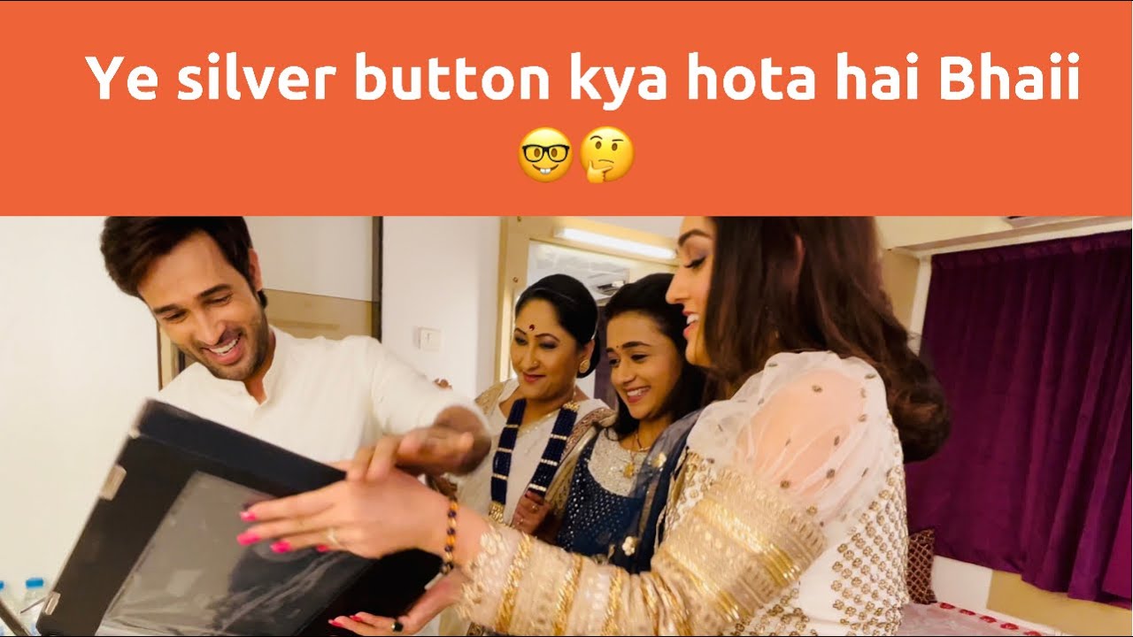 Ye konsa button hai doston 😉🧐 ?-#silverbutton  #unboxing  #karansharma #sasuralsimarka2 #youtube