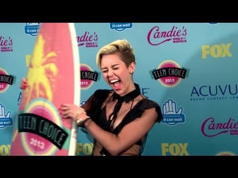 Vidéo: Miley Cyrus Est Le Nouveau Visage De Marc Jacobs (PHOTO)