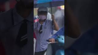 Nhiều Tuyến Đường Ở Tp Hcm Thành Sông Sau Cơn Mưa Lớn