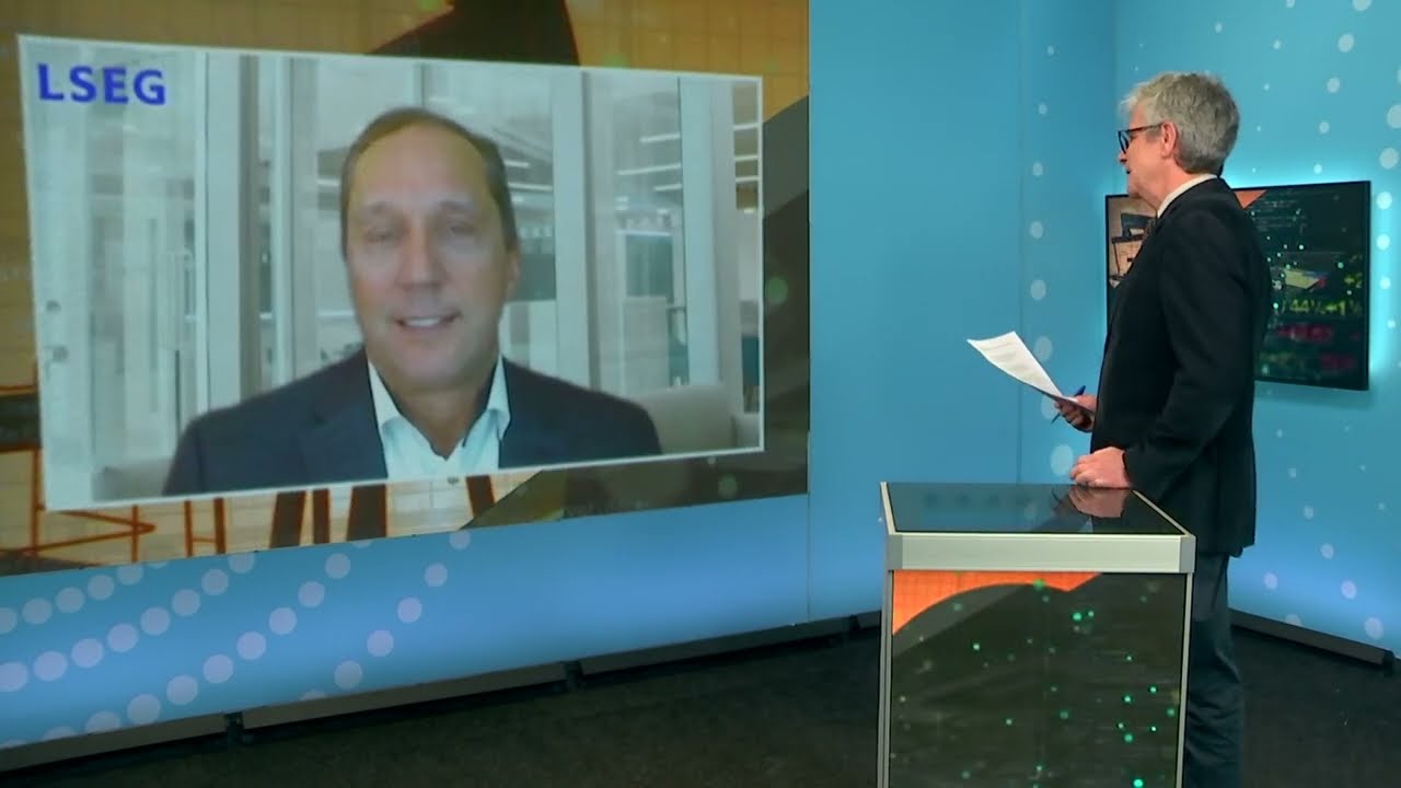 Real estate needs lower rates, soft landing, expert says | Reuters