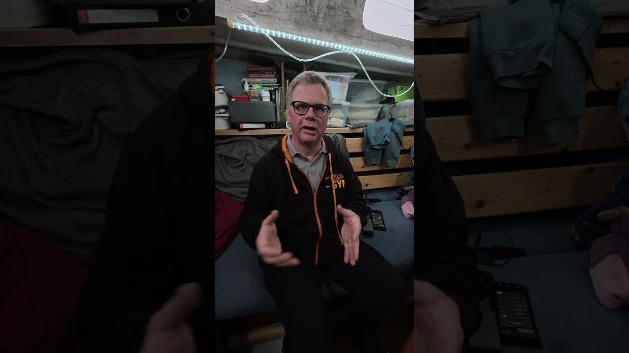 ⁣Back to the boat. Refit can continue after support for our extended family. #Family #BoatLife