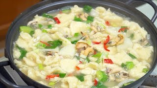 [Korean Food] Potato Sujebi (Handtorn noodle soup)