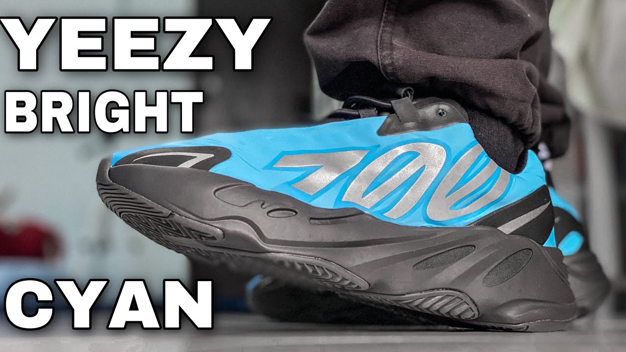 UNBOXING EP.21 ADIDAS YEEZY 700 MNVN BRIGHT CYAN Review+On Feet - YouTube