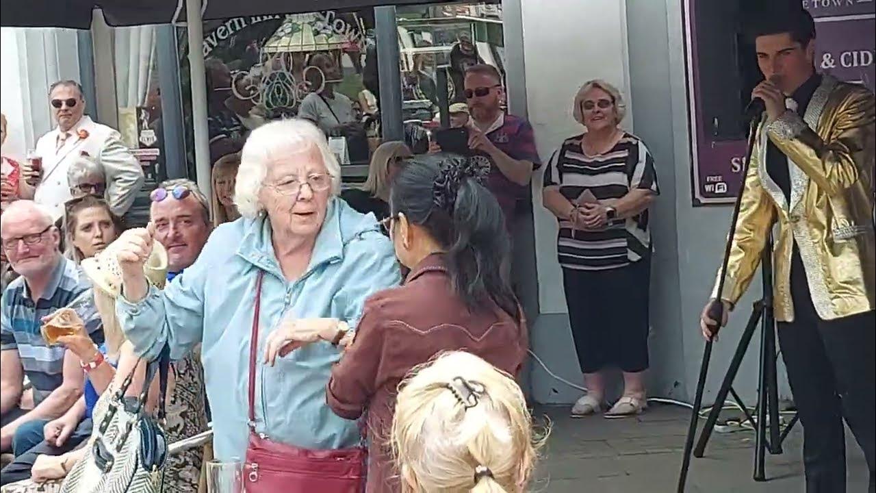 Emilio Santoro as Elvis, I need your love tonight, Weston super Mare YouTube