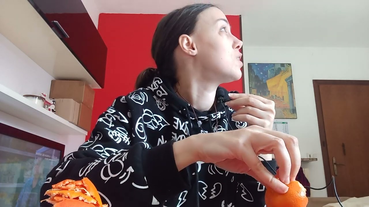 Parliamo di Amicizie sui social Richiesto ASMR ITA