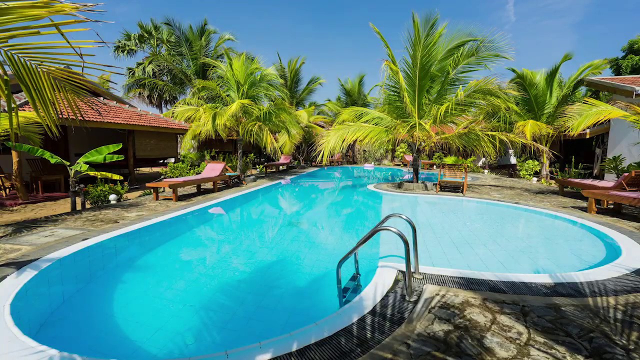 Babar Point Bungalow from the sky - Pottuvil Point, Sri Lanka