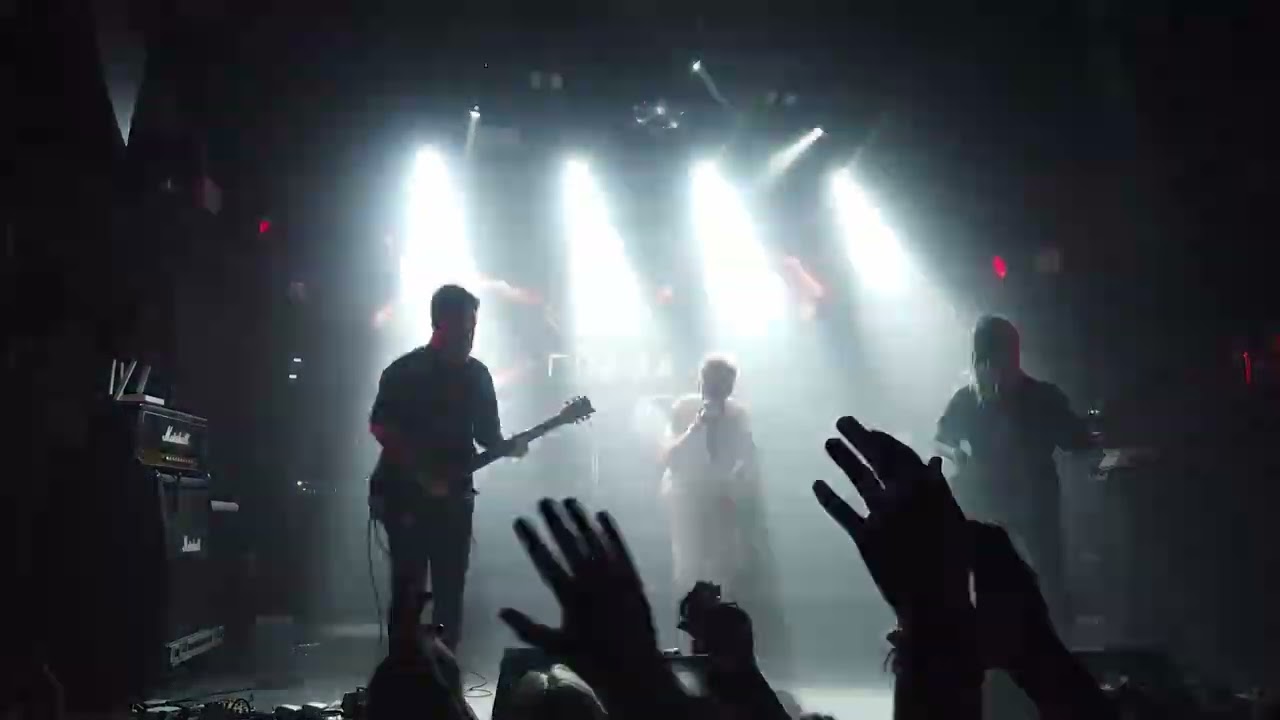 Наше последнее лето - За руки (LIVE 04.05.2025 Pravda)