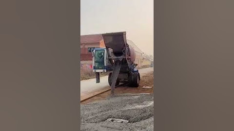 self material loaded Concrete mixing Machine #construction.