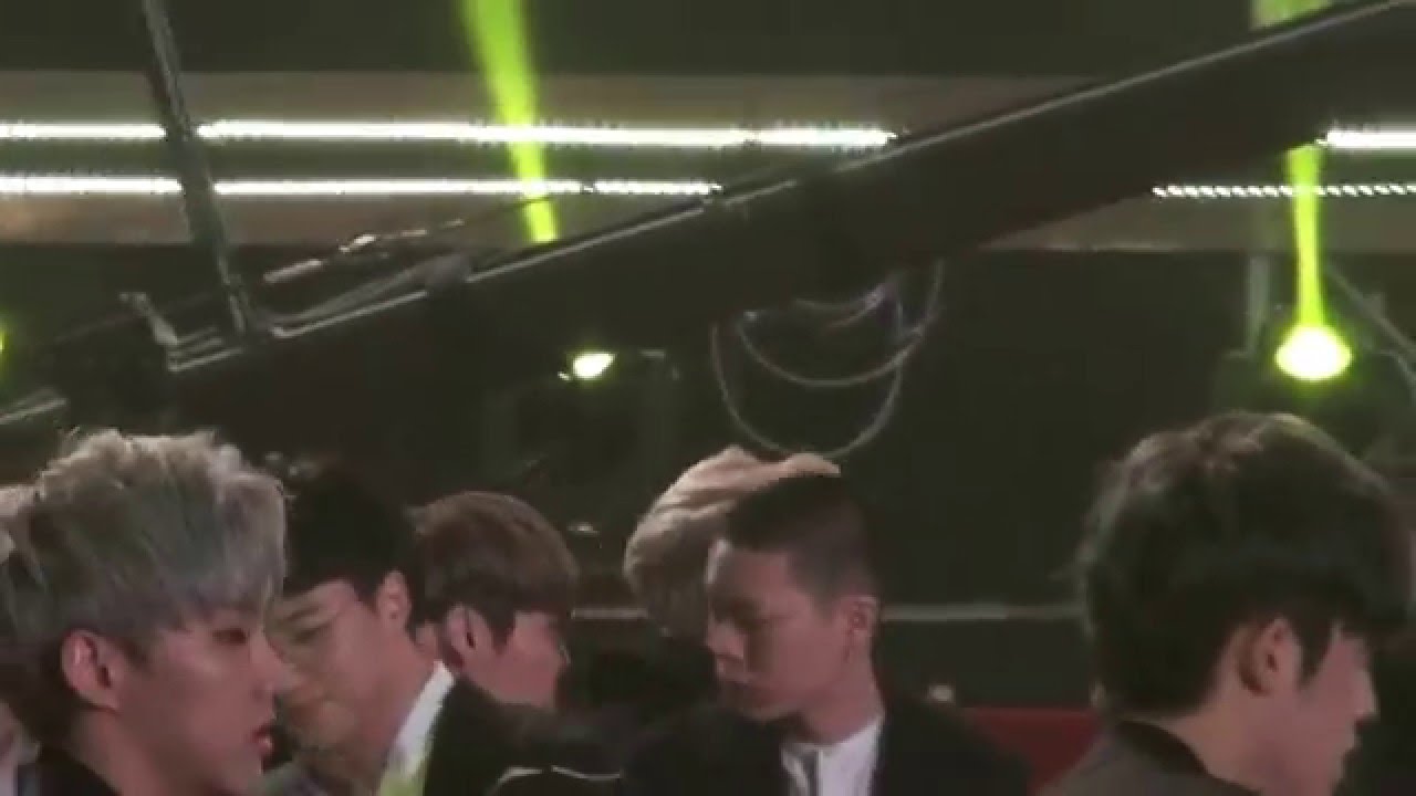 160114  34초부터 SHINee 자리 찾아가기 - SHINee @서가대