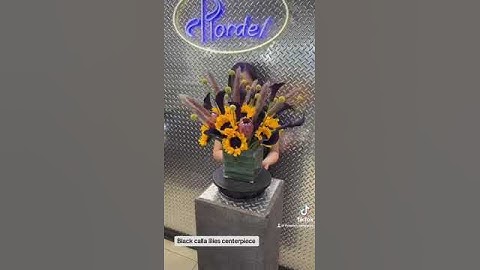 Black calla lily centerpiece