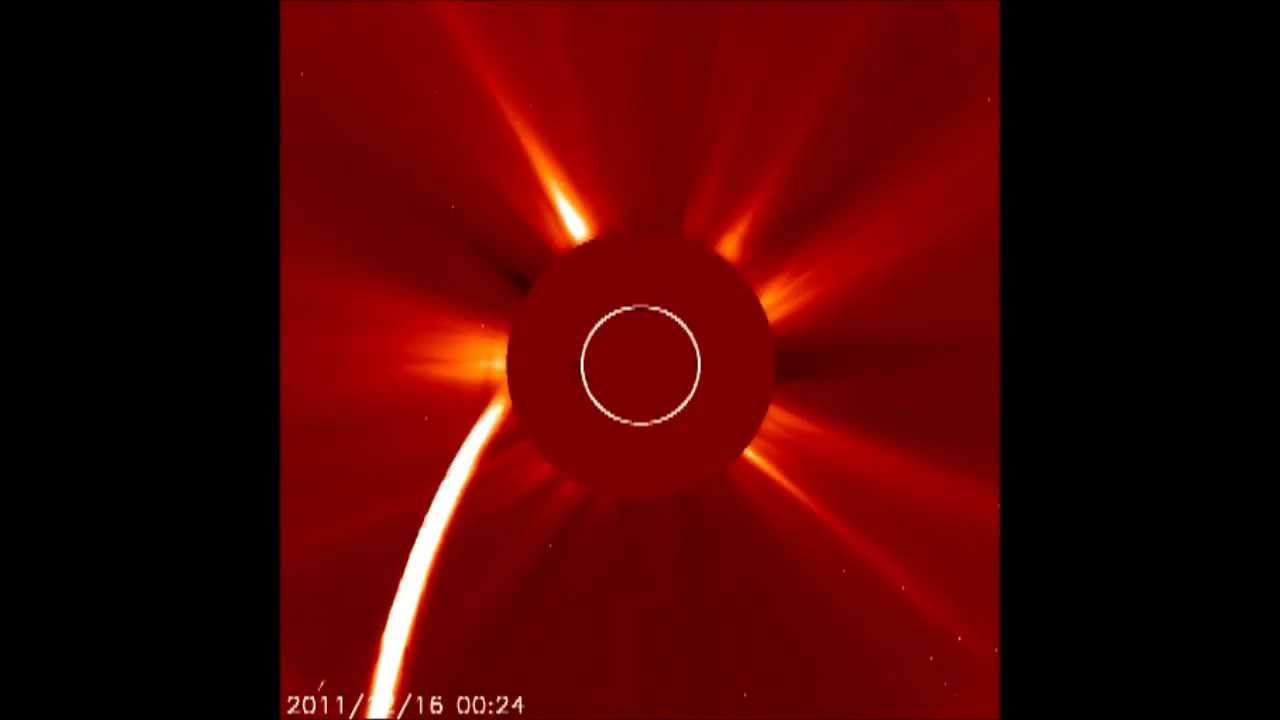 Comet Lovejoy Solar Slingshot Youtube