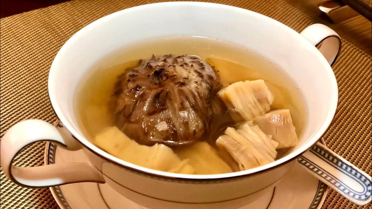 【零失敗燉湯】 Stewed Soup with  🇯🇵 dried scallop,🇯🇵mushroom ,sea conch & pork shank 