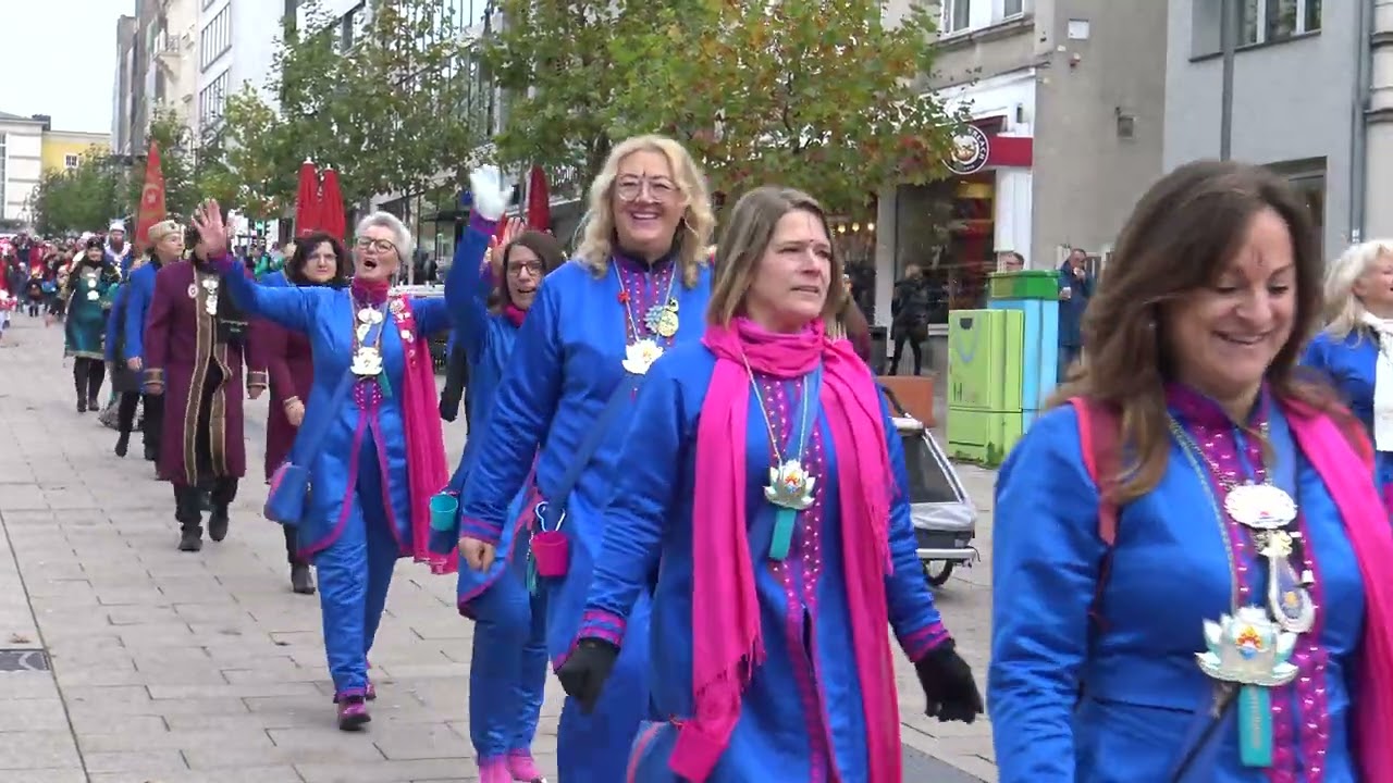 Ostendia Fulda auf dem Eröffnungsumzug des Walk of Foaset - Bahnhofstraße Fulda