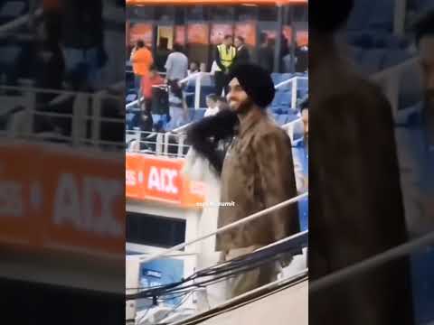 Shubh fully enjoying the India 🇮🇳 vs Pakistan 🇵🇰 clash soaking in the electrifying roar of fans!🔥❤️🙌