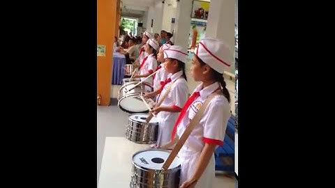 Đánh trống lễ khai giảng năm học 2014-2015