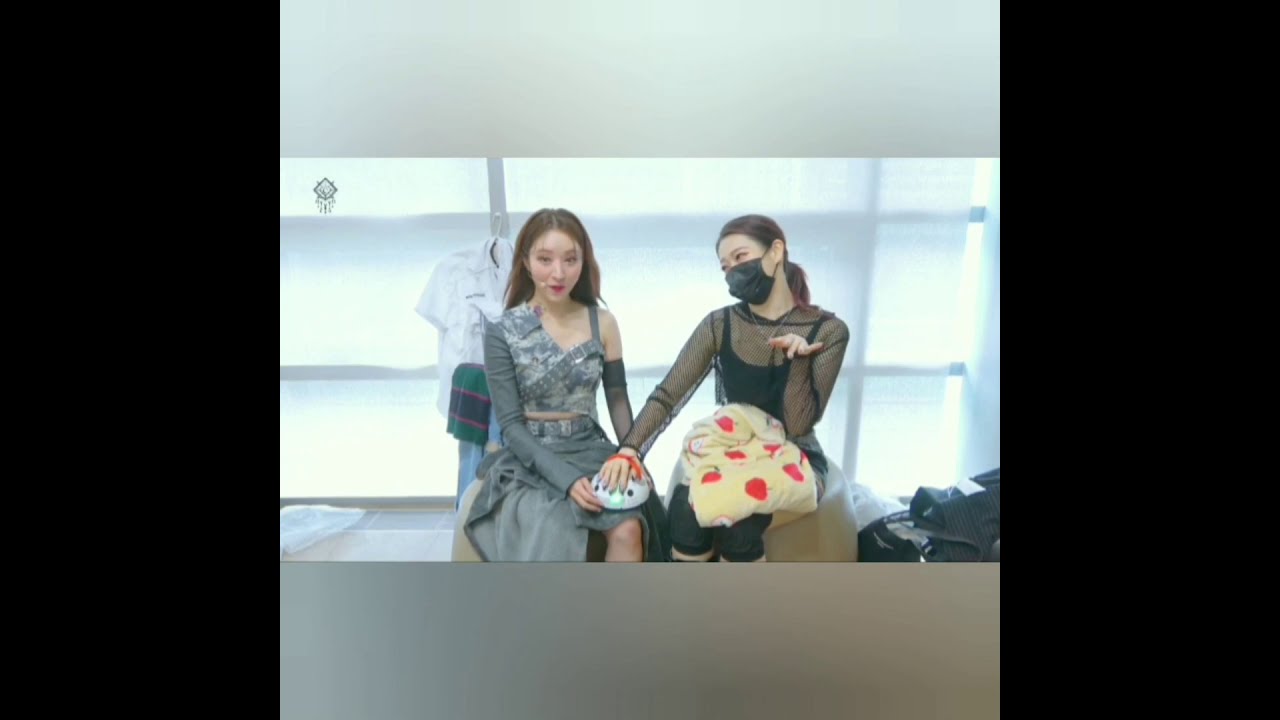 Dreamcatcher Sua played lie detector test game with staffs & dancers.🐥 Part 1