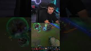 ¿Que hace Werlyb con la mano? 😲😲 #short #leagueoflegends