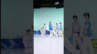 𝟐𝟔𝟎𝟒𝟐𝟑 𝑶𝒖𝒕𝒇𝒊𝒕 𝑶𝒇 𝑻𝒉𝒆 𝑴𝑪𝑫 : 𝑶𝑶𝑻𝑴 with #KickFlip #킥플립✌️#MCOUNTDOWN #엠카운트다운 #OOTM