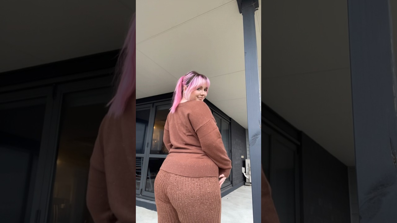 It's taken me far too long to start wearing brown! Both from @riterashop 