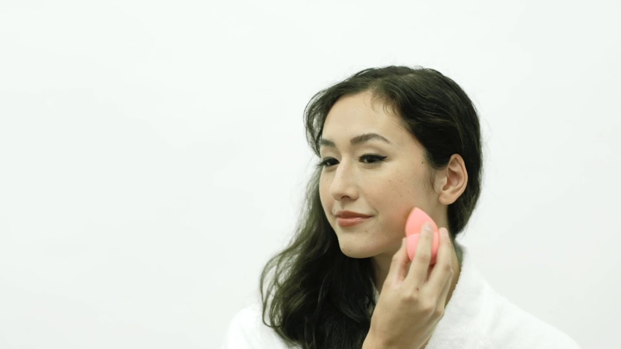 MonétBeauty Silicone Infused Makeup Sponge Application