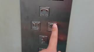 [4K30 OCT 2018 RECORDING] Ride on late-1980s Fujitec Traction Elevator at Blk 443 Pasir Ris Drive 6