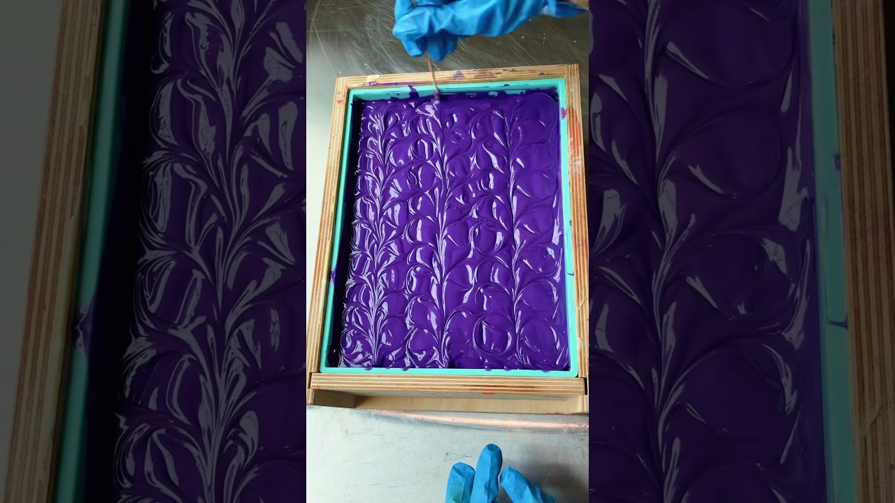 Making + Cutting Layered Lavender Soap! 