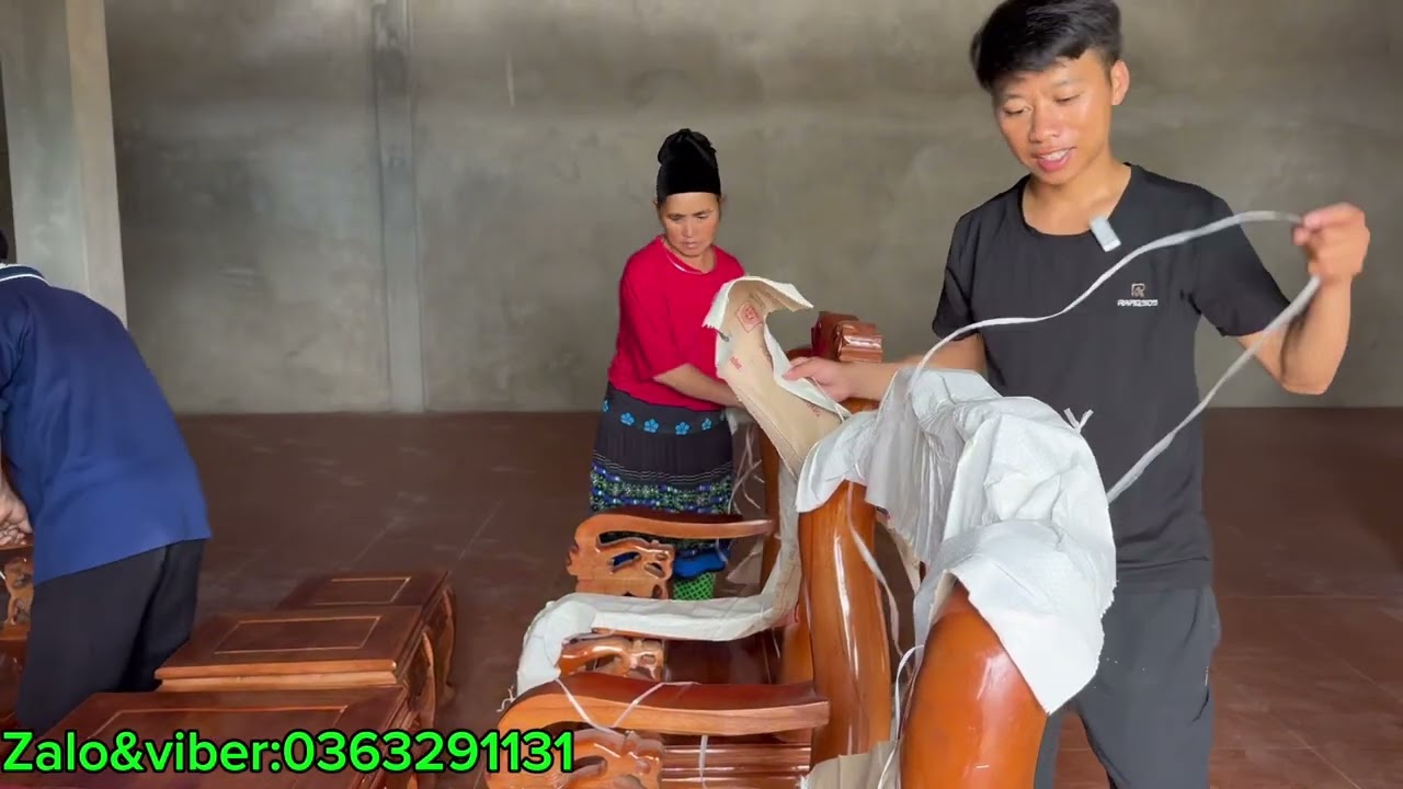 Phần quà độc lạ có 102,tại nhà Em Dìa TV,khiến cho cả bản phải ghen tỵ.