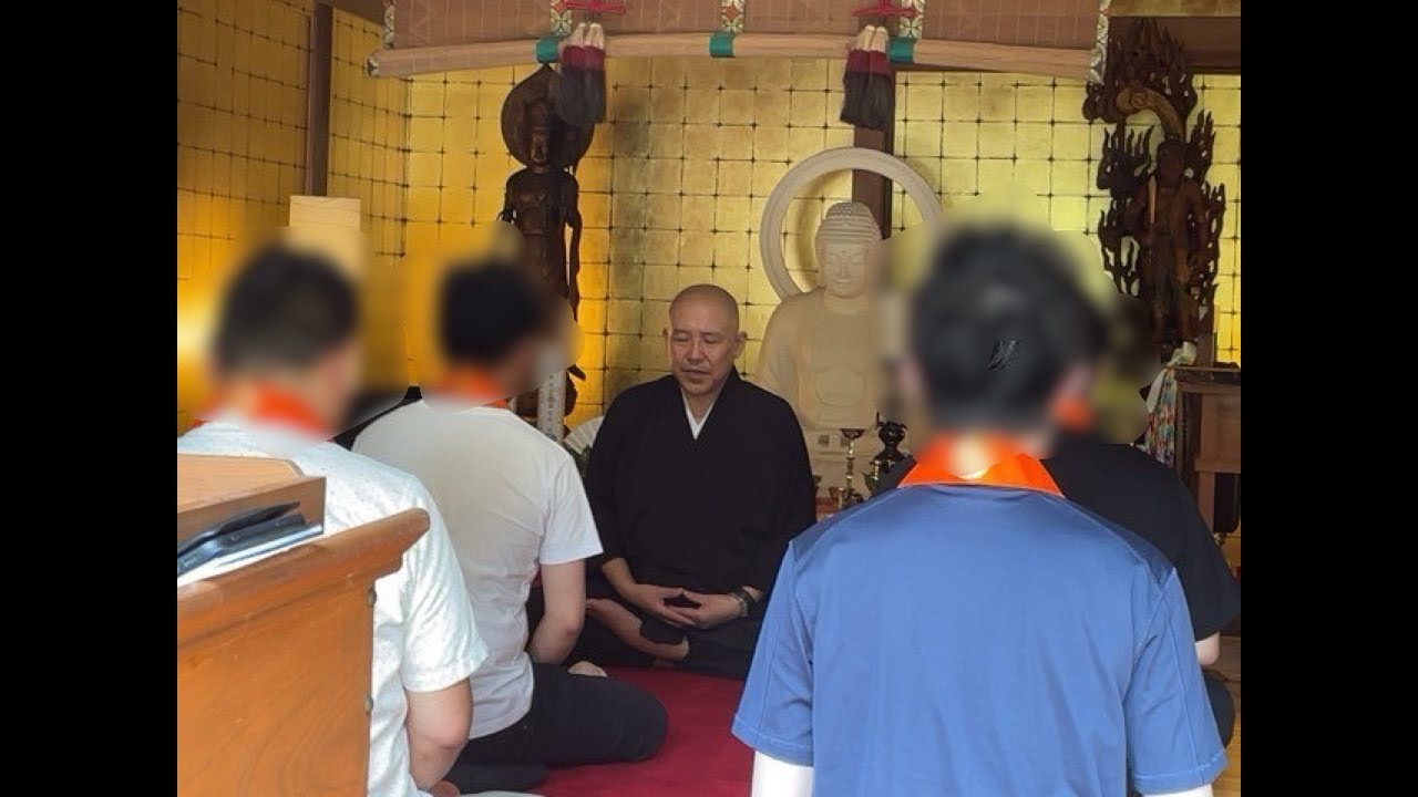 法話とお骨仏朝勤行 - YouTube