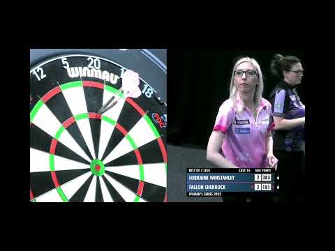 Fallon Sherrock spielt
