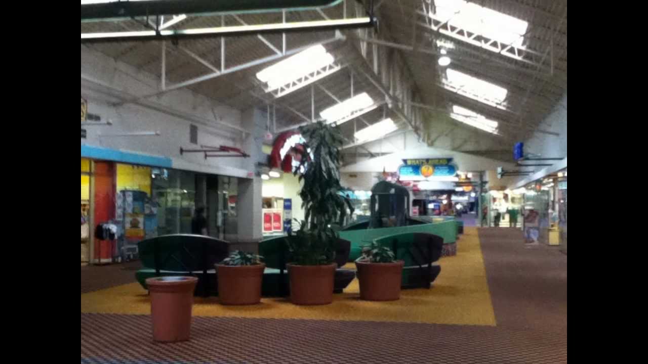 Dead Mall: The Great Mall of the Great Plains in Olathe, KS