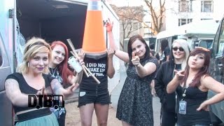 Conquer Divide - BUS INVADERS Ep. 804