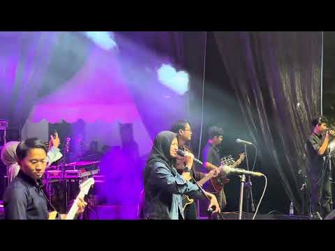 Manggung bareng Soda Gembira Band - You belong with me