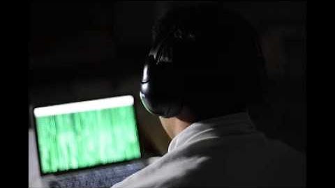 Cybersecurity expert accused of hacking airplanes