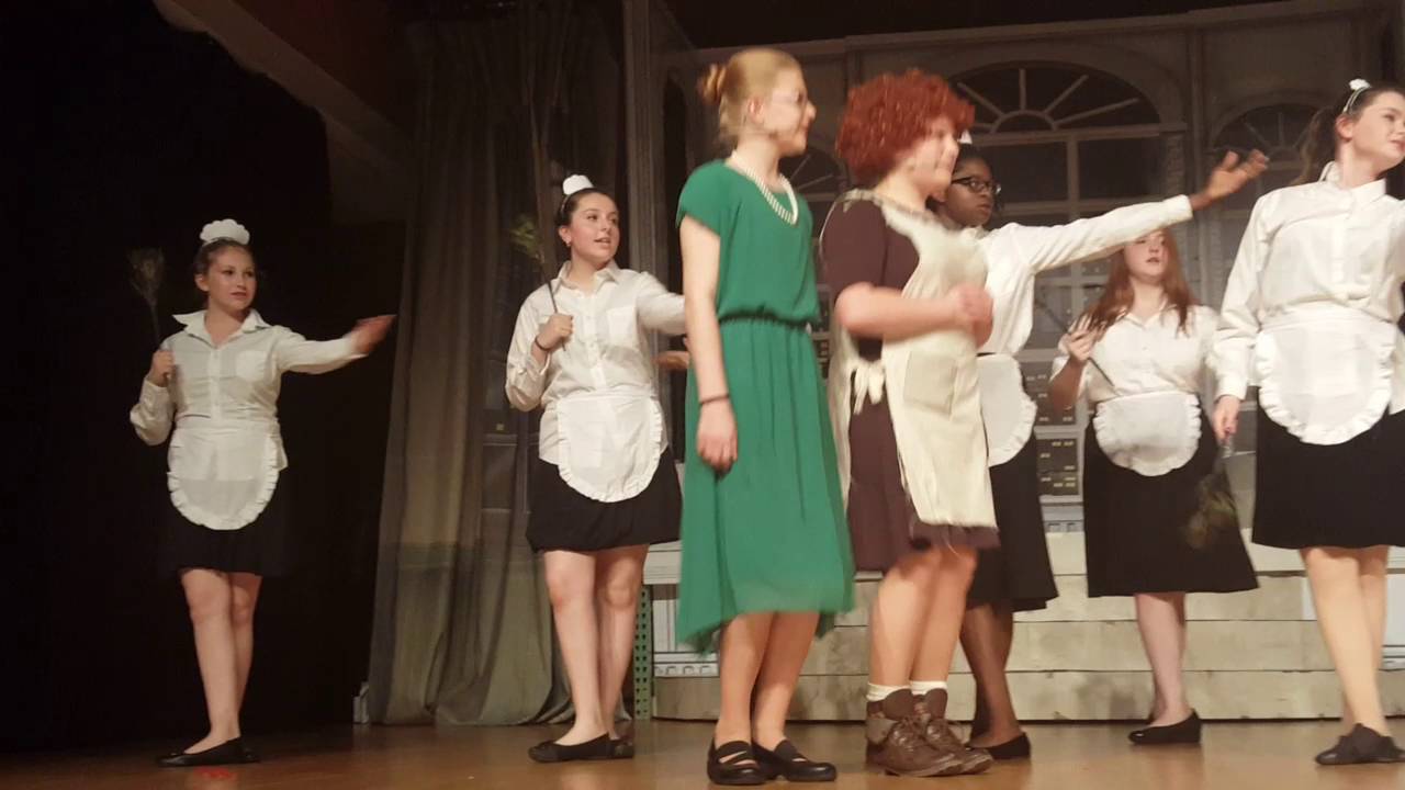 Annie at Oliver Warbucks Mansion YouTube